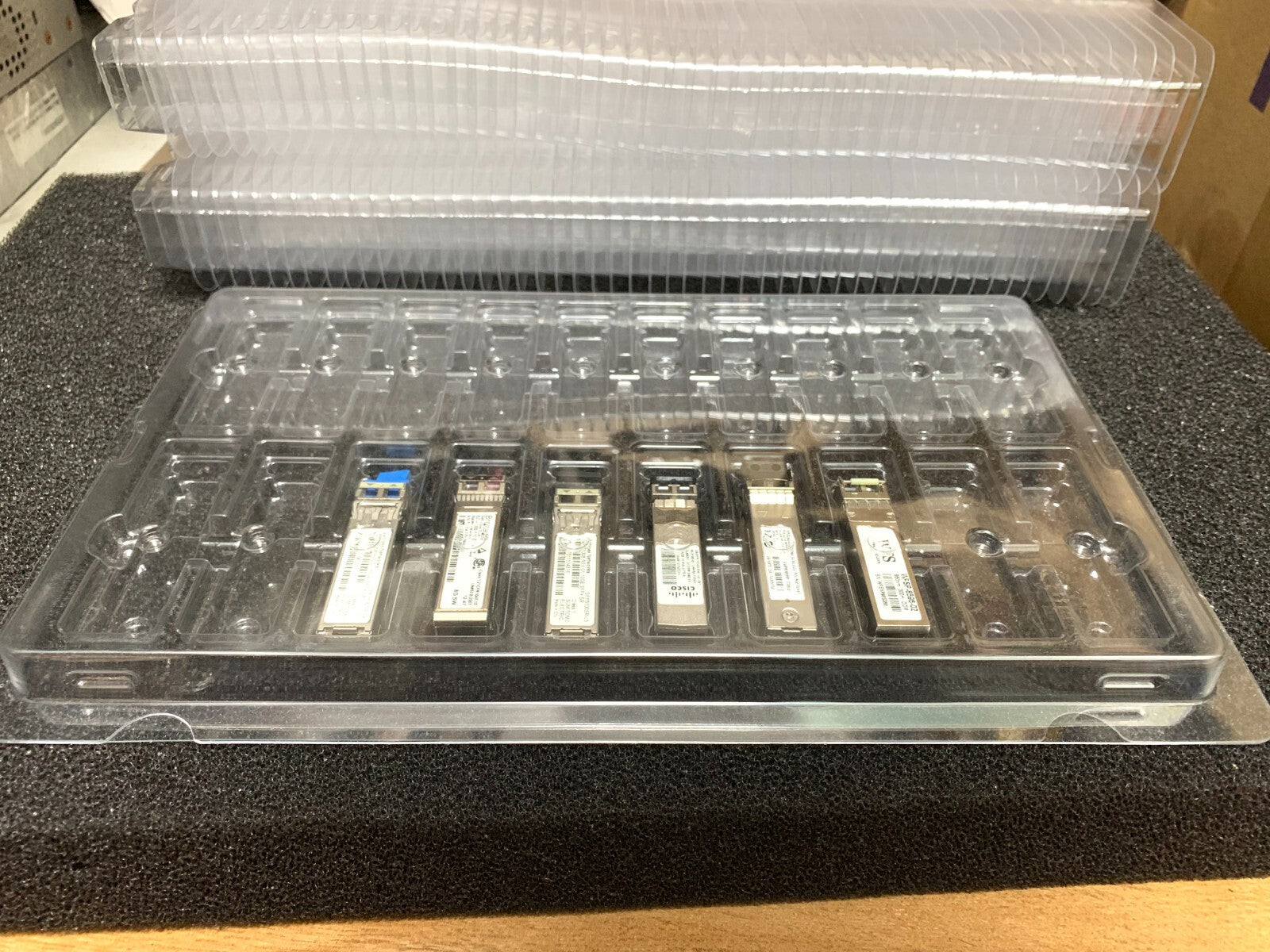 10pcs Clamshell For 20 Slots SFP/SFP+ Transceiver Blister Pack Storage Case