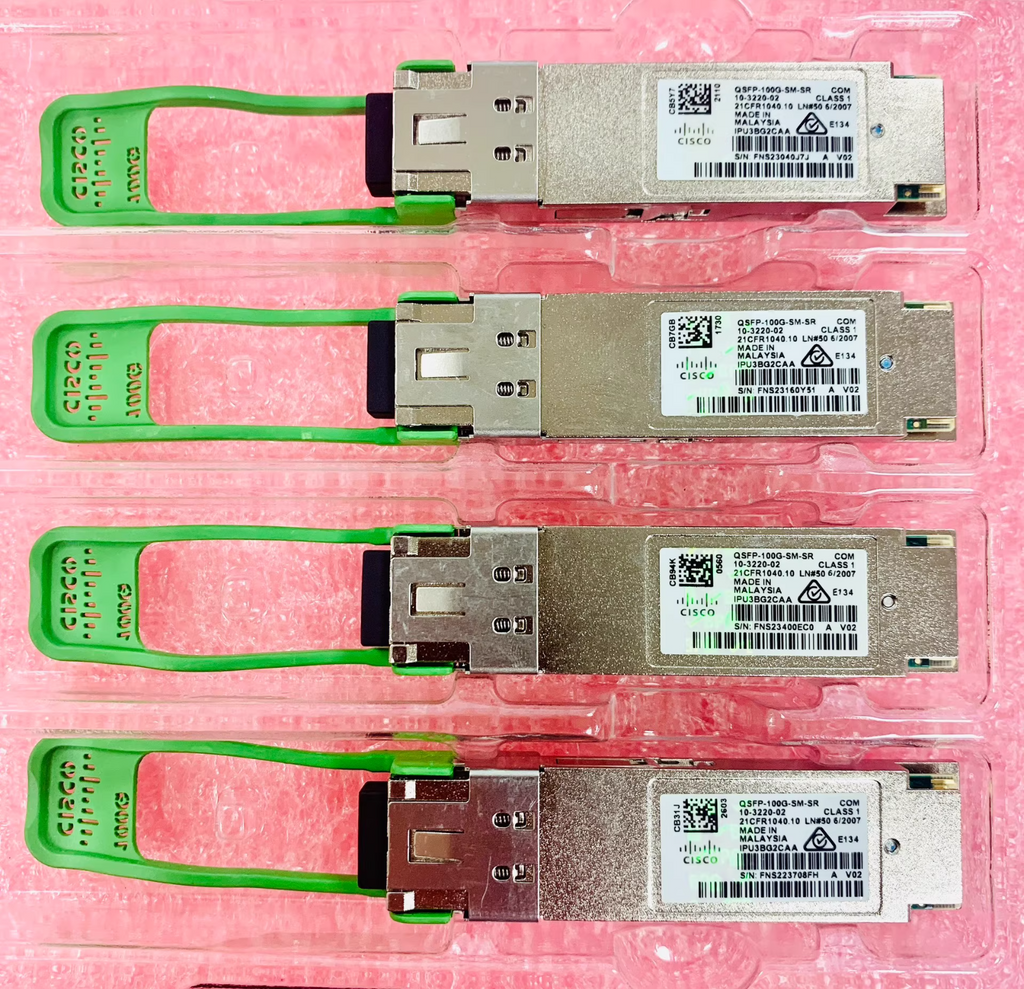 Lot of 2 Cisco QSFP-100G-SM-SR 100GBase Xceiver Module 10-3220-02 w/ Hologram