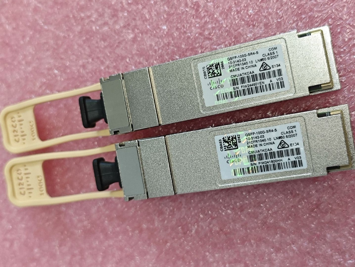 MENGE 1 Cisco 10-3142-03 QSFP-100G-SR4-S 100G QSFP SR4 Transceiver Original