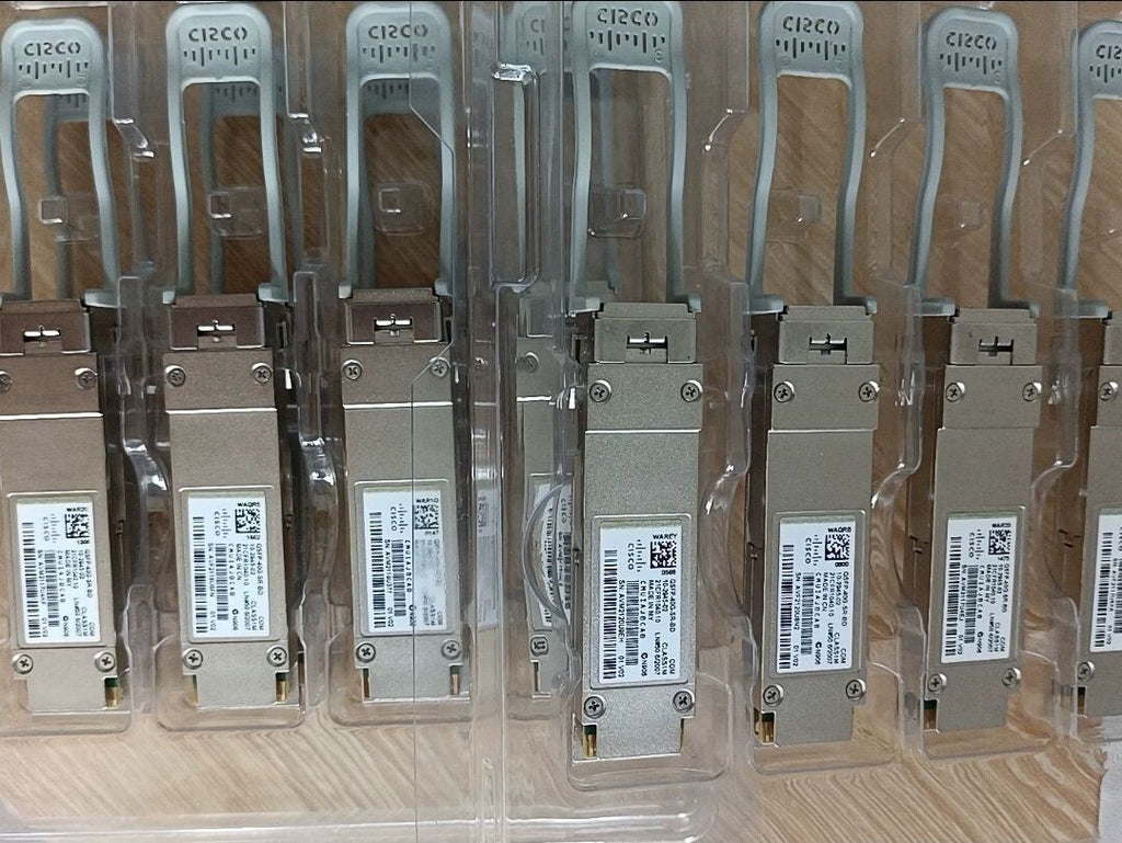 Lot of 2 Cisco 10-2945-02 QSFP-40G-SR-BD 40GBASE-SR-BiDi  Duplex MMF QSFP+