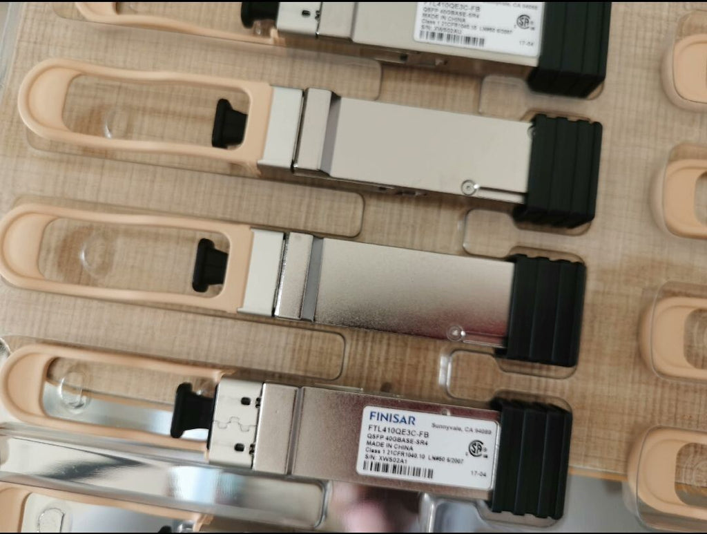 2pcs Genuine Finisar FTL410QE3C-FB 40GBASE-SR4 QSFP+ 40G 850nm 150m Transceiver