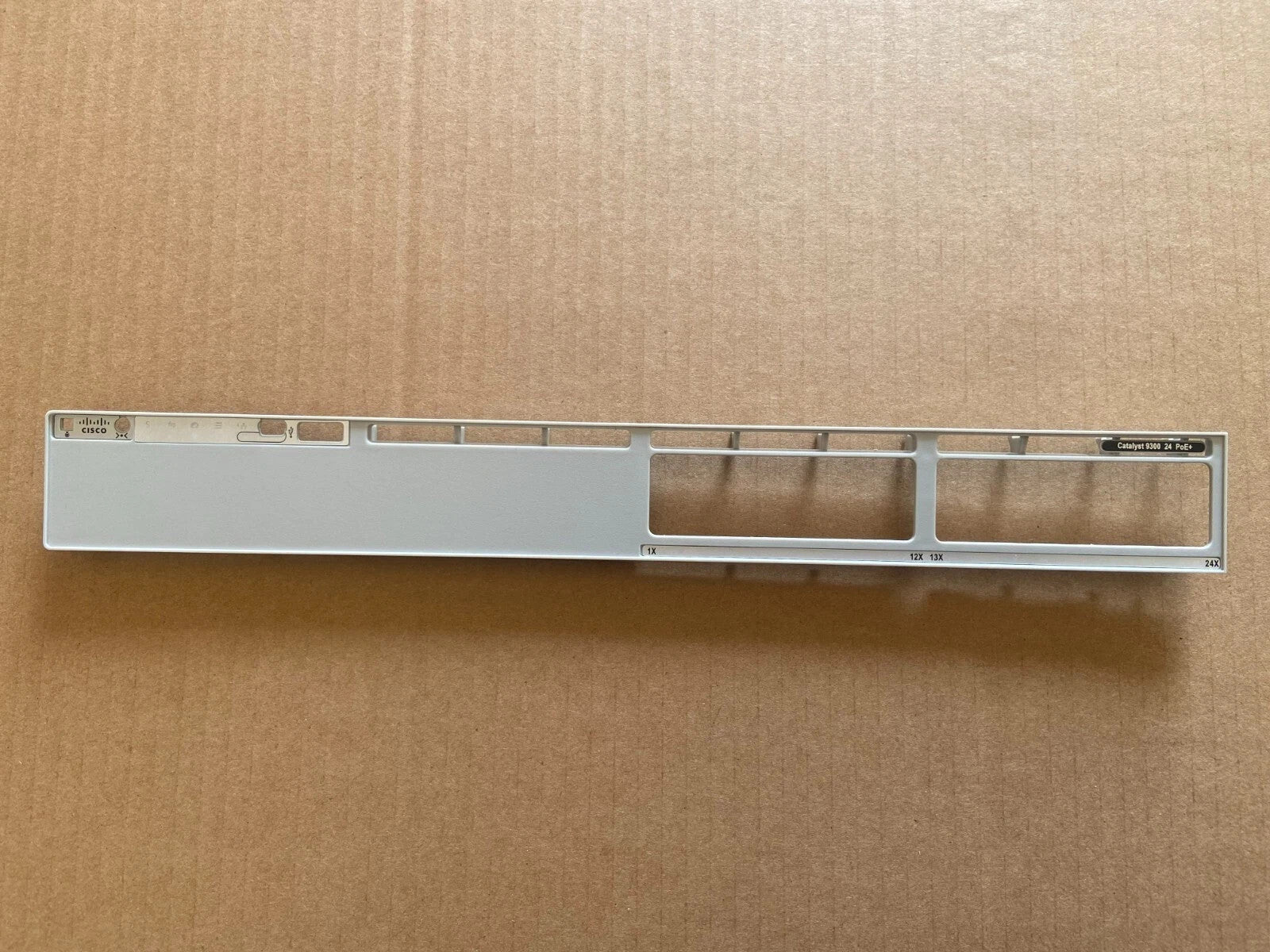 Cisco Catalyst C9300-24P-E C930024PA Faceplate for Replacement