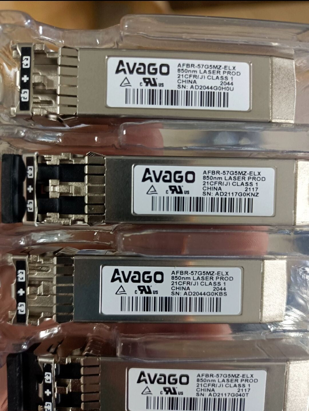 1pcs Genuine Avago AFBR-57G5MZ-ELX 32GFC 850nm MMO FC SFP+ Optical Transceiver