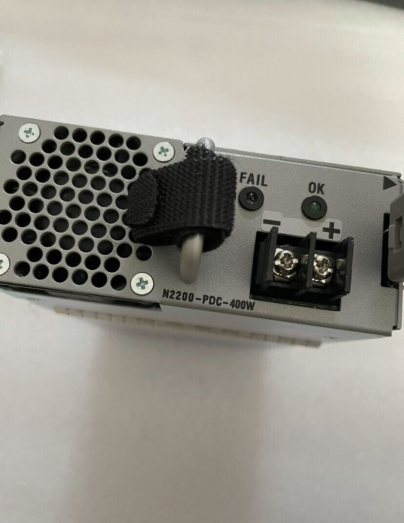 Fuente de alimentación de CC original Cisco N2200-PDC-400W de 400 W para Cisco N3K-C3064PQ-10GX
