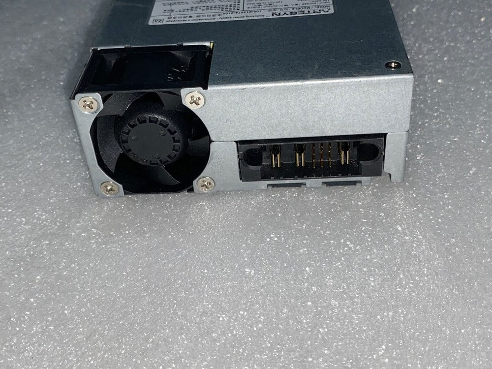 Fuente de alimentación de CA Cisco PWR-C6-125WAC de 125 W para switches Catalyst serie 9200
