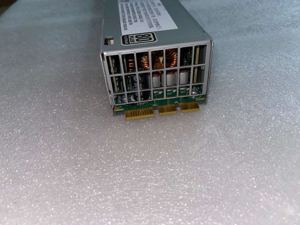 Fuente de alimentación de CA Juniper JPSU-850W-AC-AFO para QFX5100-96S QFX5200 PSU probada