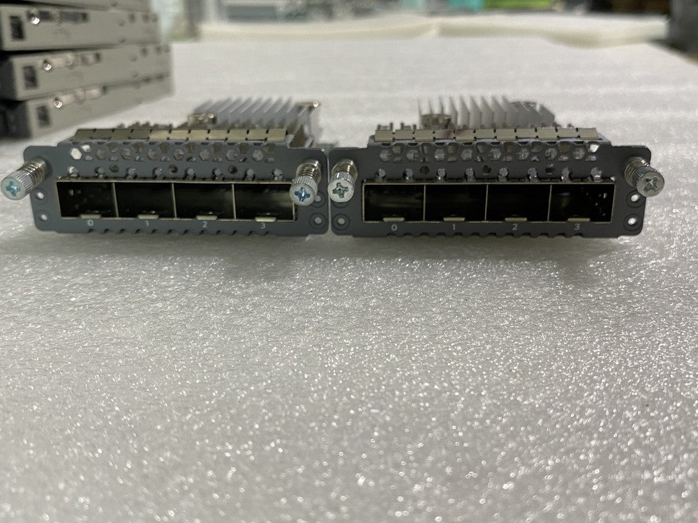 1pcs Juniper EX4400-EM-4Y 4x25G SFP28 Extension Module for EX4400