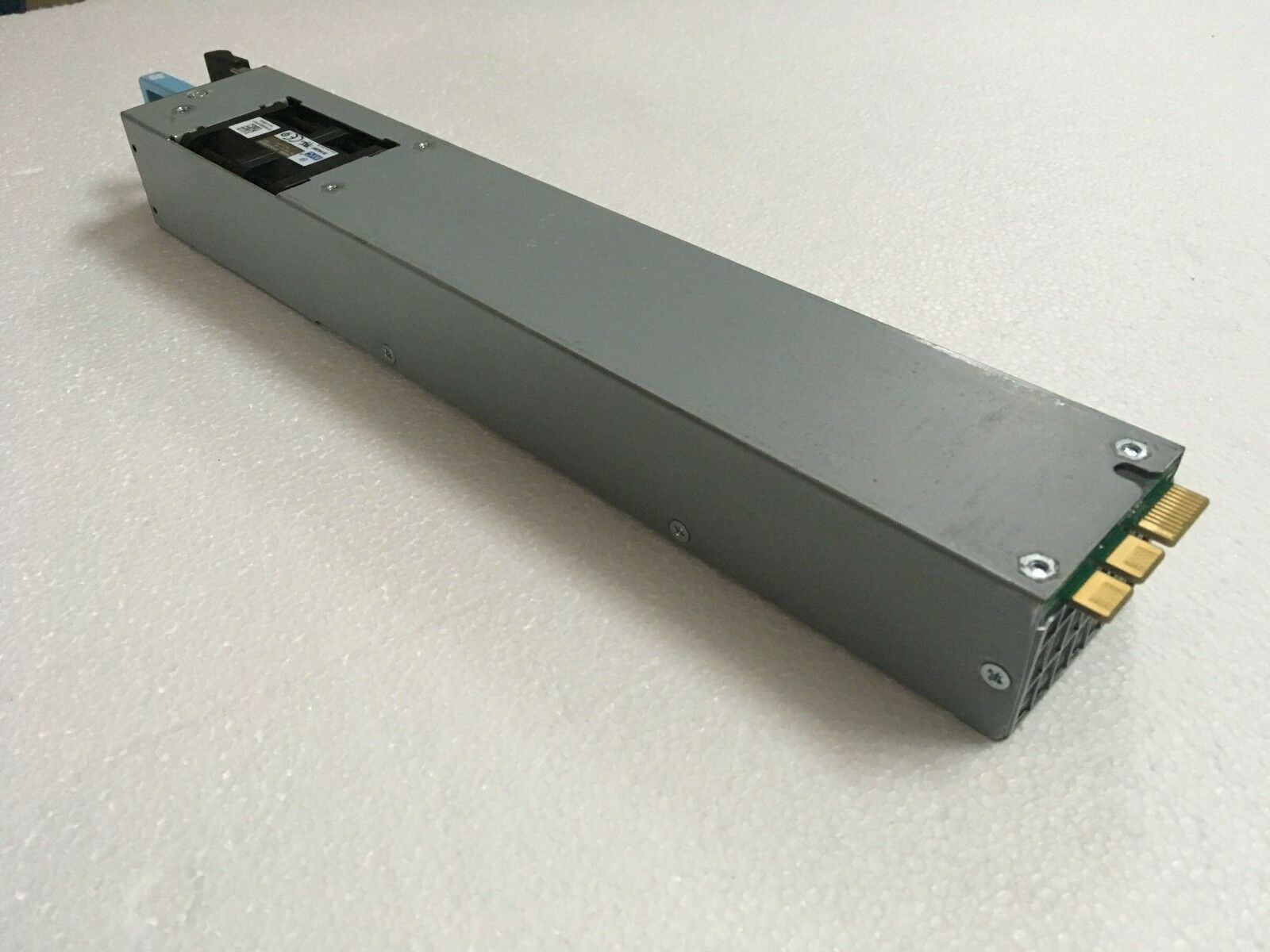 Fuente de alimentación de CA Juniper JPSU-850W-AC-AFI (740-053351) original probada