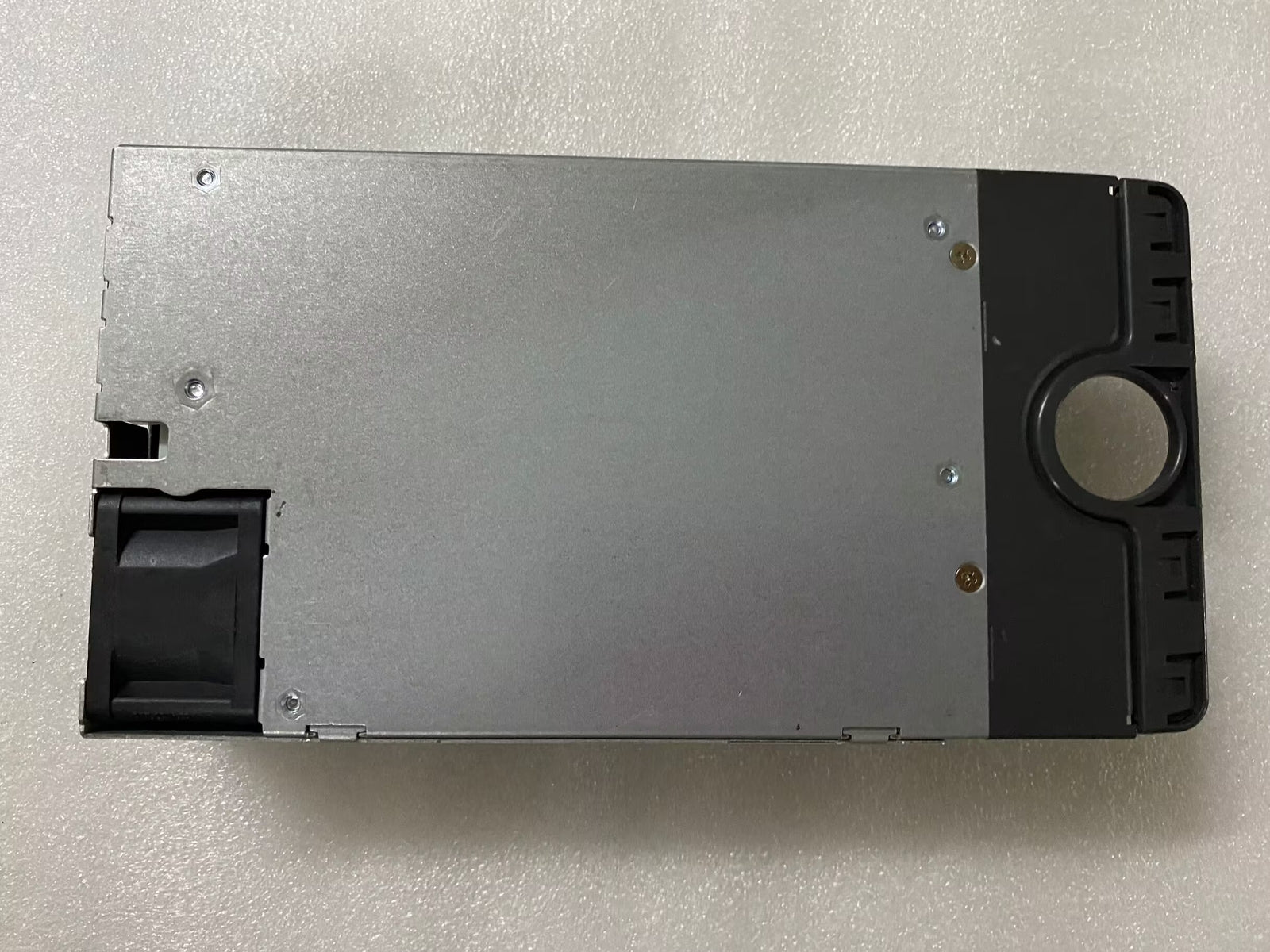 Cisco PWR-C5-1KWAC Fuente de alimentación de 1000 W para switch 9200 probada