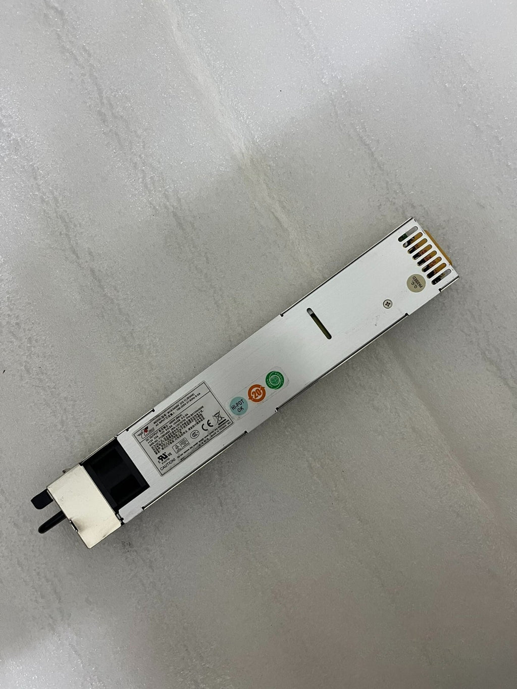 1 ud. Fuente de alimentación redundante para servidor Zippy M1S-3400V 400W usada, probada