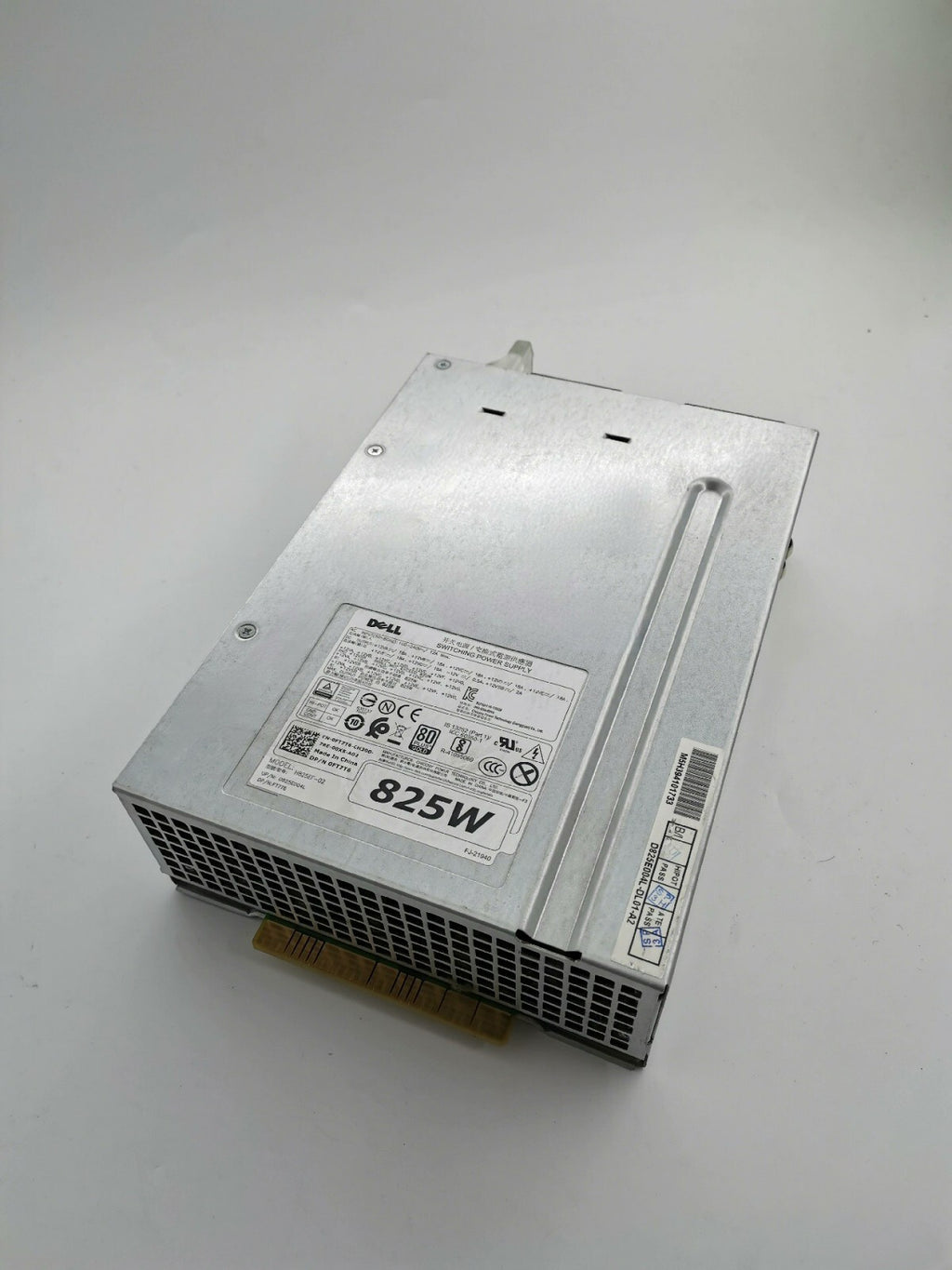 Fuente de alimentación Dell de 825 vatios H825EF-02 80Plus Gold - D825E00X - 0K61PK / 0FT7T6