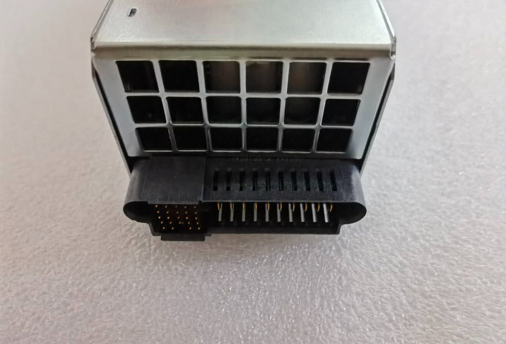 Cisco NXA-PAC-1100W-PI2 = Fuente de alimentación de CA Cisco Nexus de 1100 W CON 90 DÍAS DE GARANTÍA