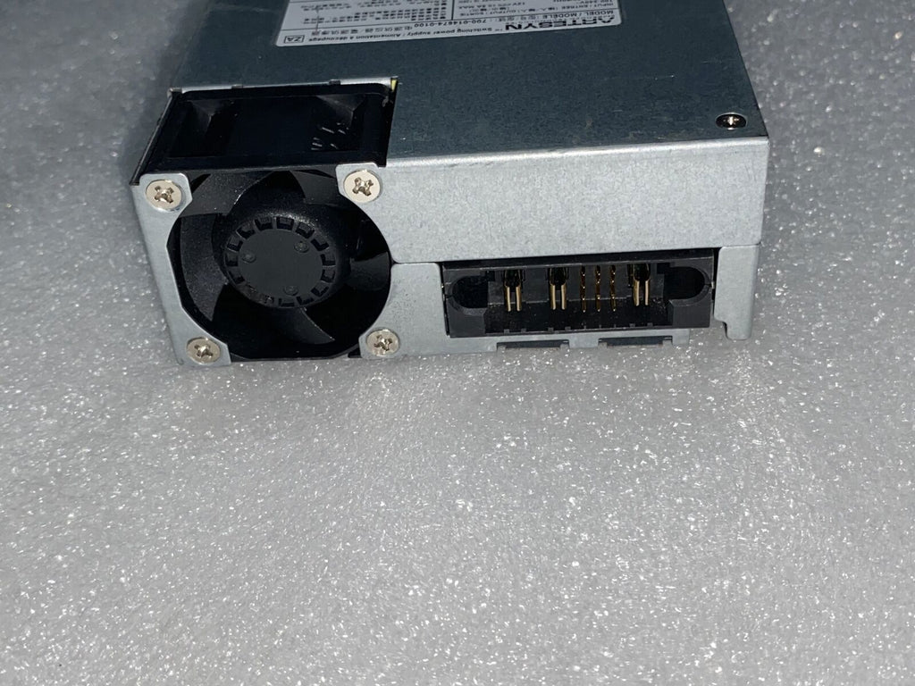 Fuente de alimentación de CA Cisco PWR-C6-125WAC de 125 W para switches Catalyst serie 9200