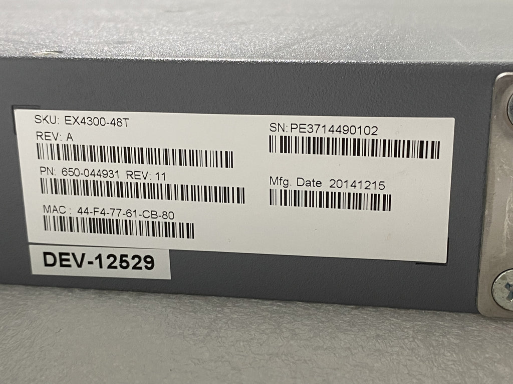 Juniper EX4300-48T EX4300 48 Port Gigabit 4-Port QSFP+ Switch