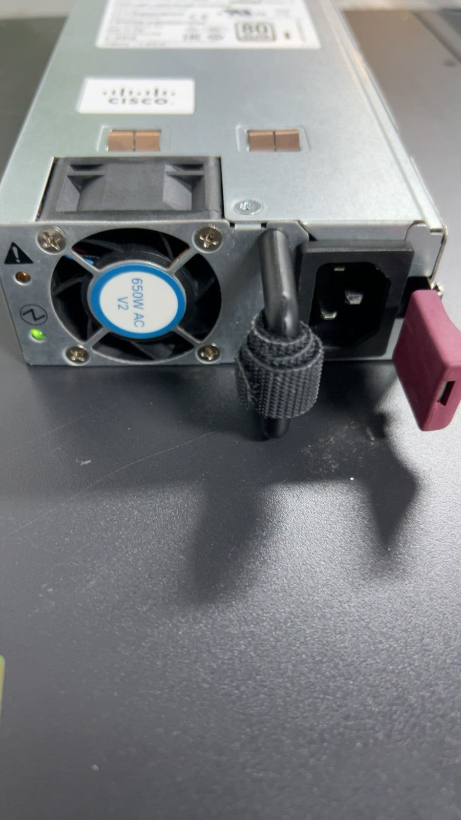 1pc Cisco NXA-PAC-650W-PI 650W AC Port-Side 341-0728-02 Power Supply