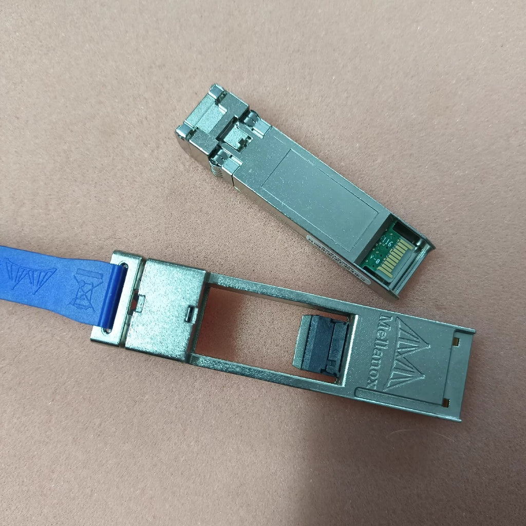Mellanox MAM1Q00A-QSA 655874-B21 Adapter 40GbE QSFP+ to 10GbE + 10G SFP+ Module