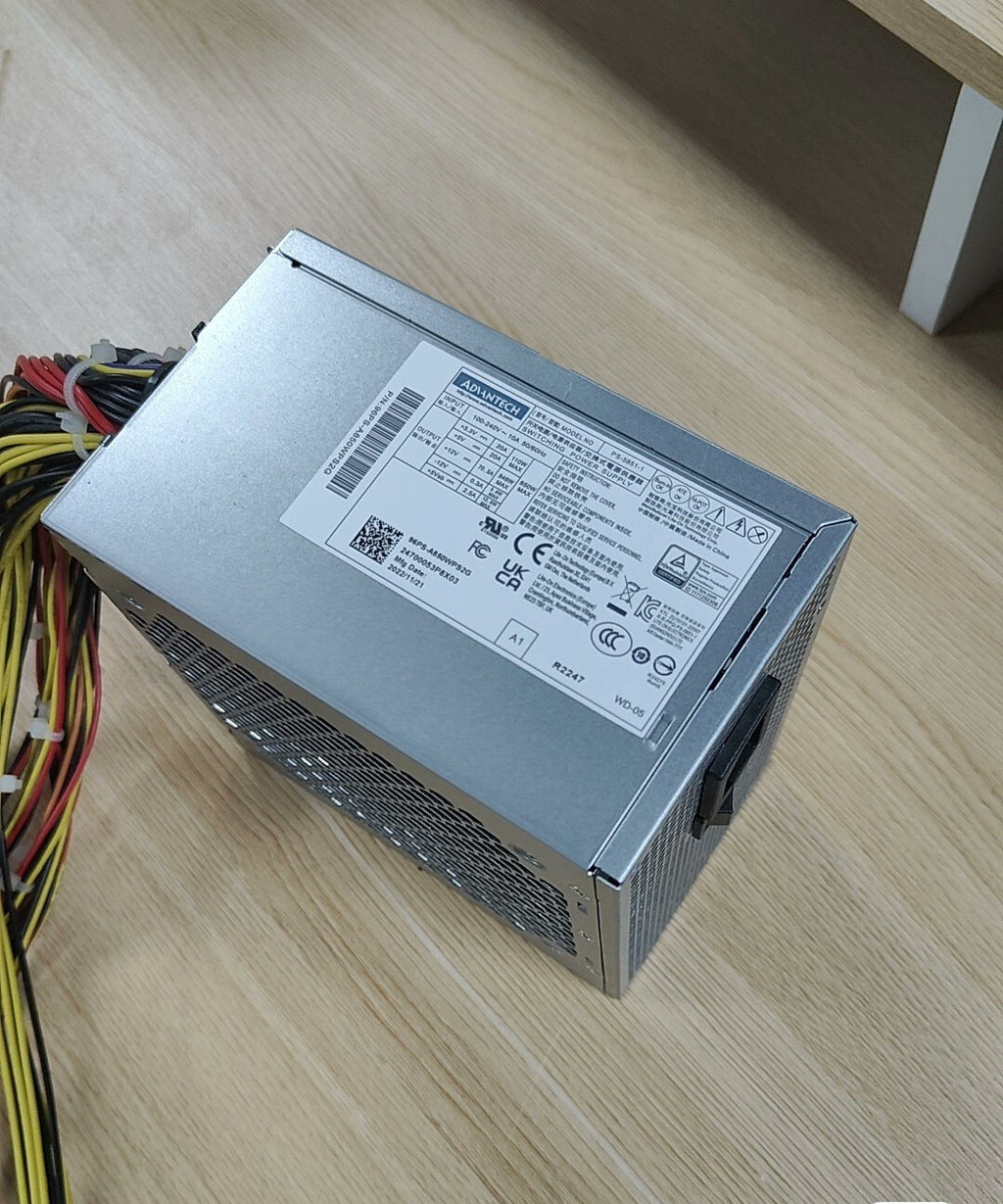 Advantec PS-5851-1 850W Netzteil 96PS-A850WPS2G Getestet Multi Pin Ausgang.