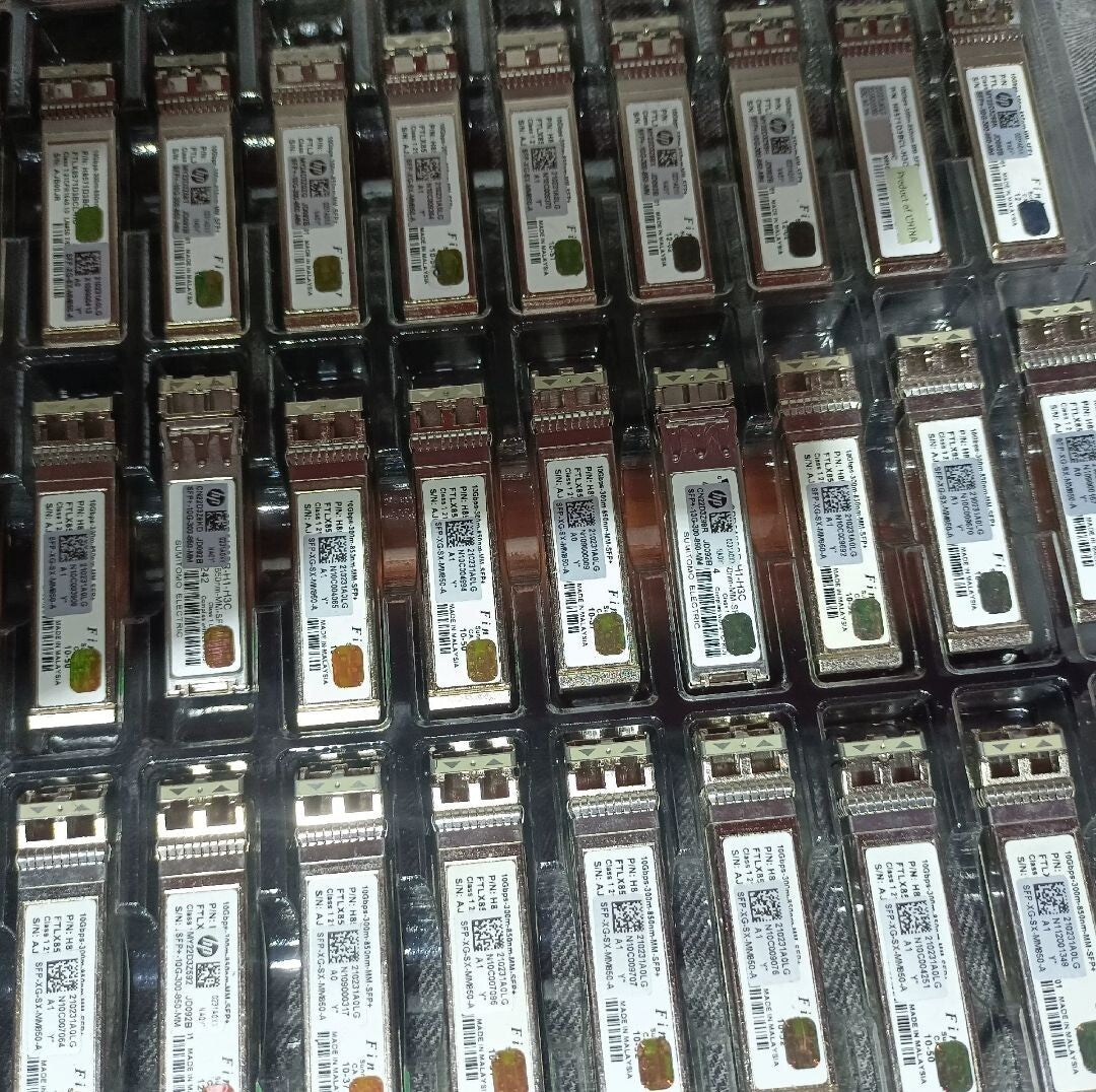 4pcs SFP-XG-SX-MM850-A Finisar H3C 10G MMF 850nm 300m SFP Transceiver Module
