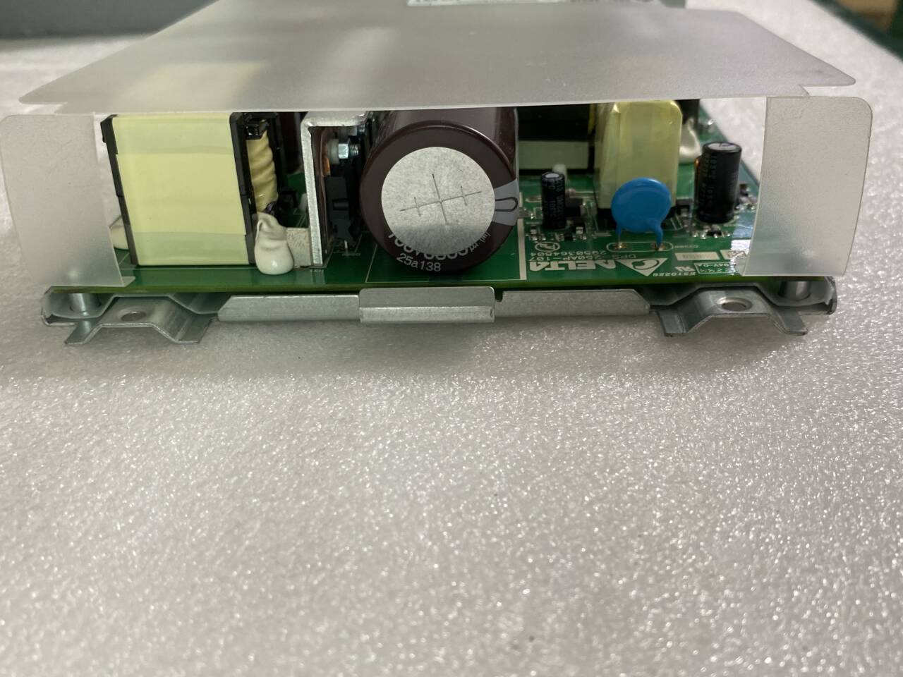 Fuente de alimentación de CC Cisco Delta PWR-4330-DC para Cisco ISR 4330