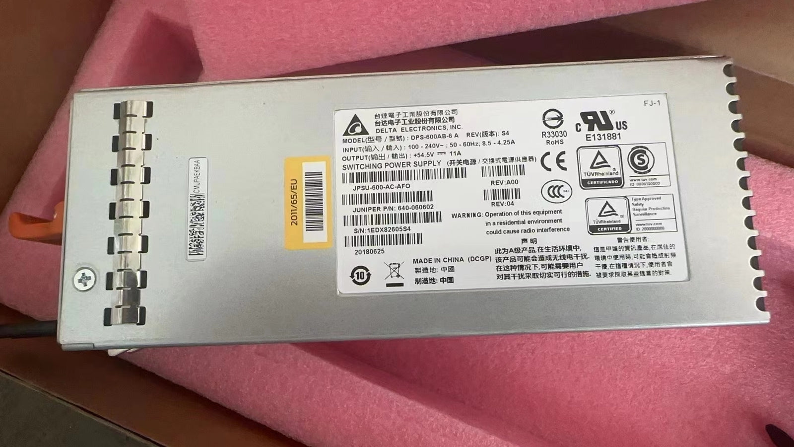 JPSU-600-AC-AFO Fuente de alimentación de CA de 600 W Juniper EX3400 Flujo de aire de adelante hacia atrás