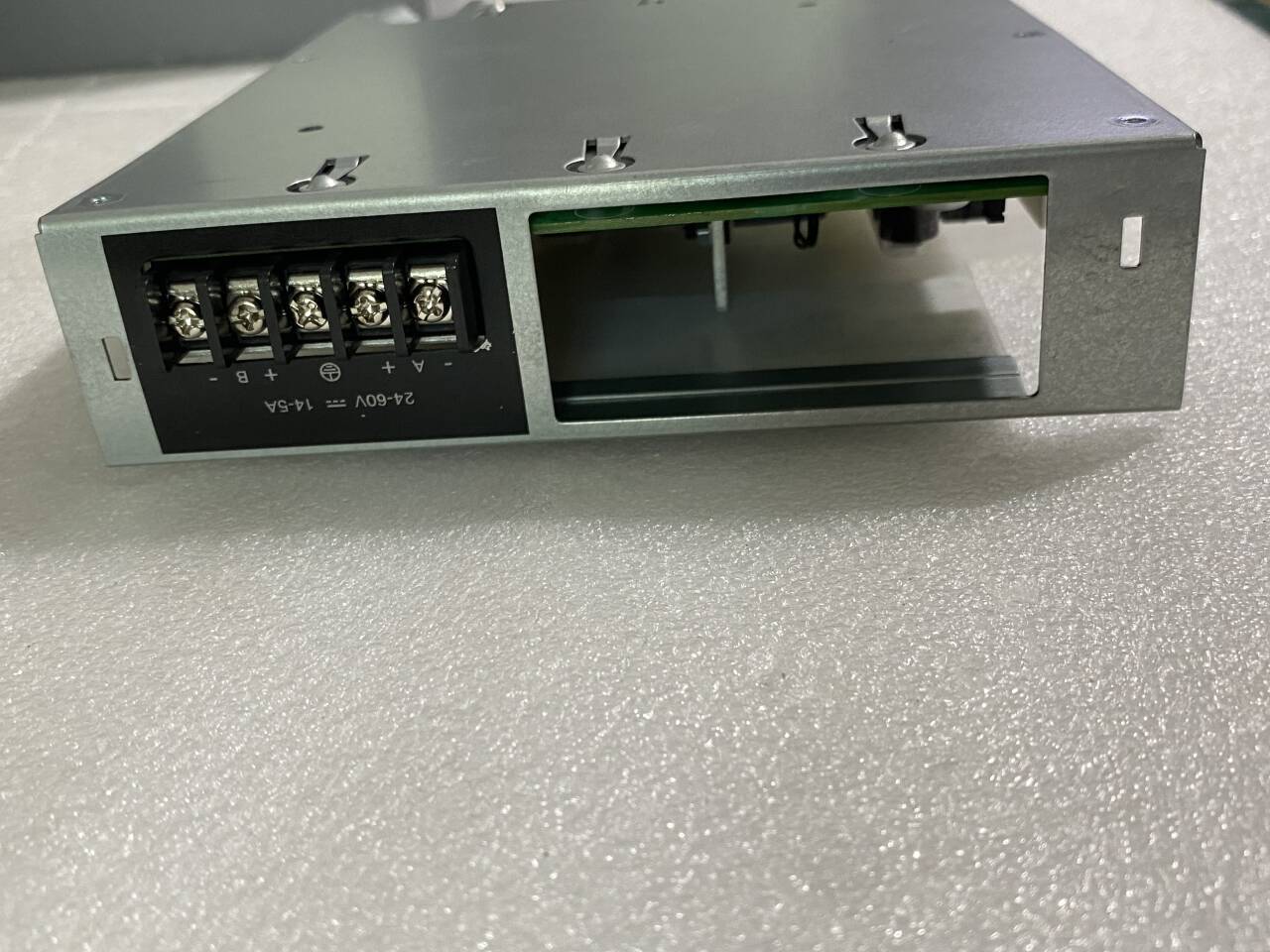 Fuente de alimentación de CC Cisco Delta PWR-4330-DC para Cisco ISR 4330