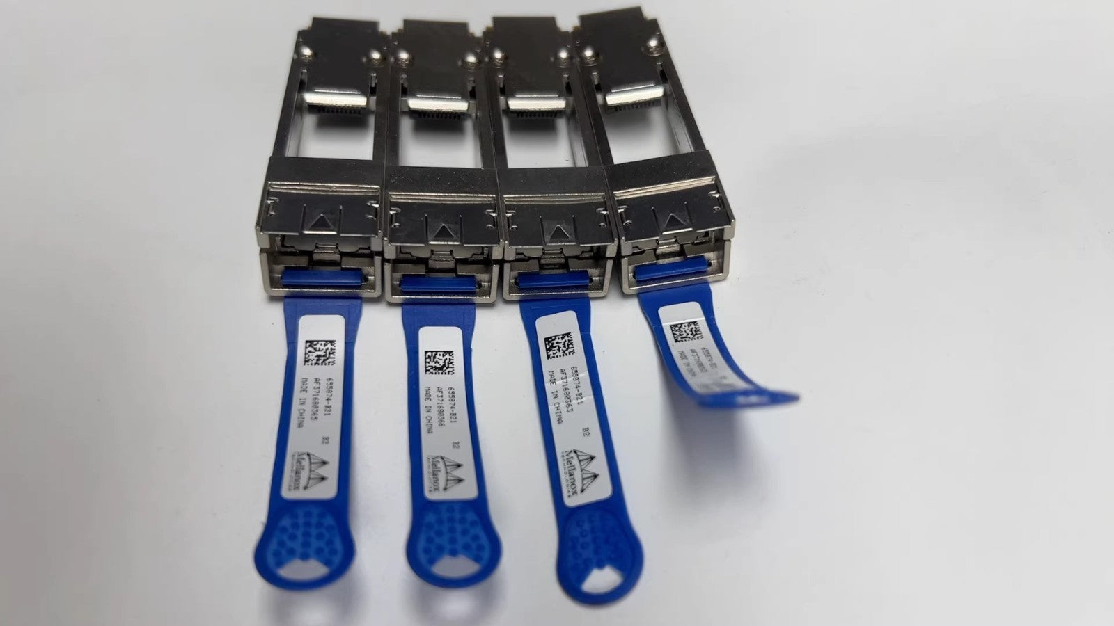MELLANOX / HP 655902-001 655874-B21 QSFP to SFP Adapter Cisco/Nokia Compatible