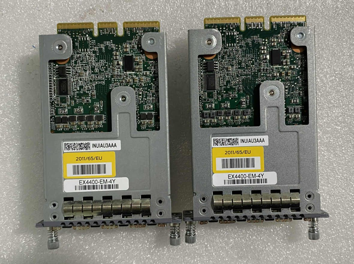 1 St. Juniper EX4400-EM-4Y 4x25G SFP28 Erweiterungsmodul für EX4400