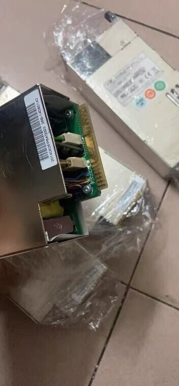 Genuine EMACS M1P-2500V Server Power Supply 500W Used & Tested - Image 4