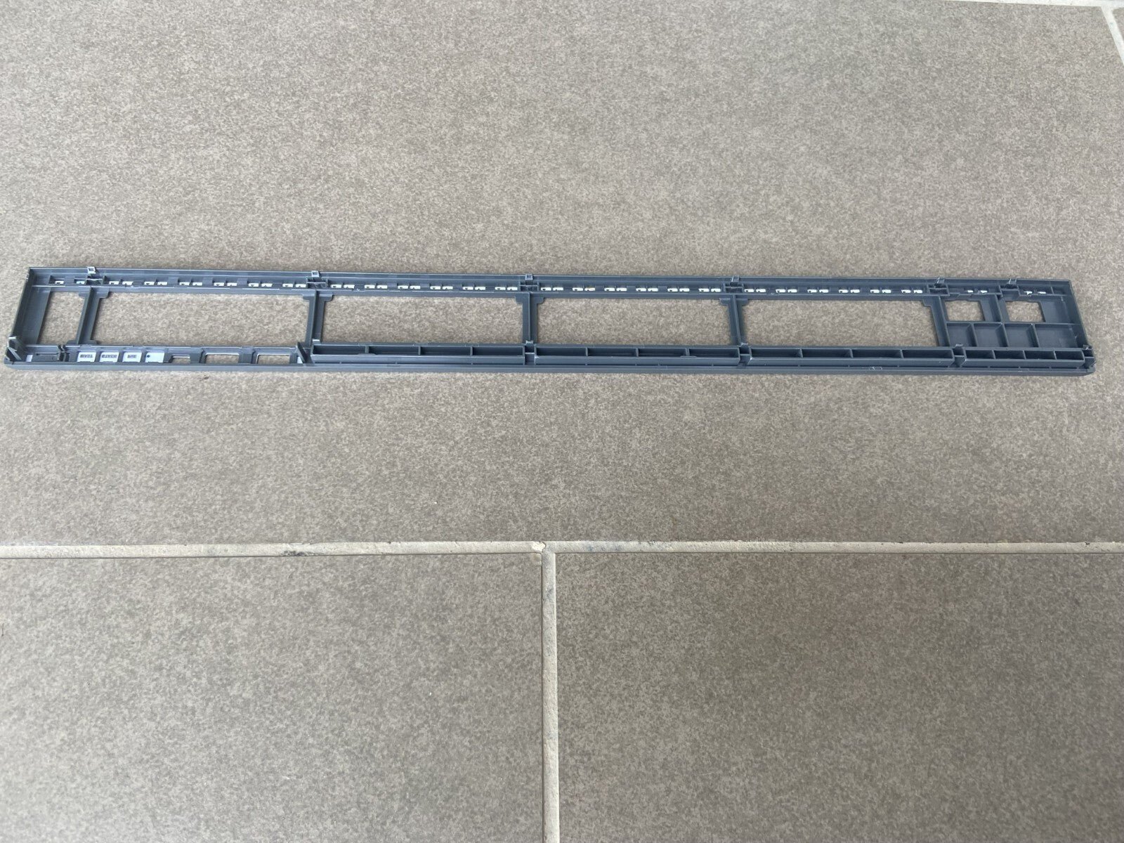 Cisco Catalyst WS-C2960X-48FPD-L 10G 740W Faceplate for Replacement - Image 4