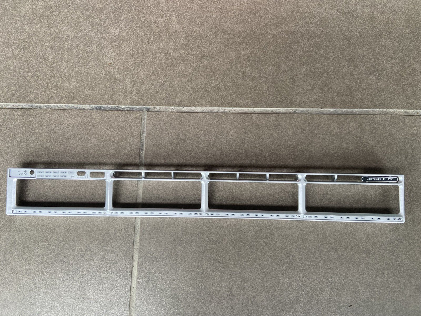 New style Cisco WS-C3850-48U-L or - S 48 UPOE faceplate for replacement