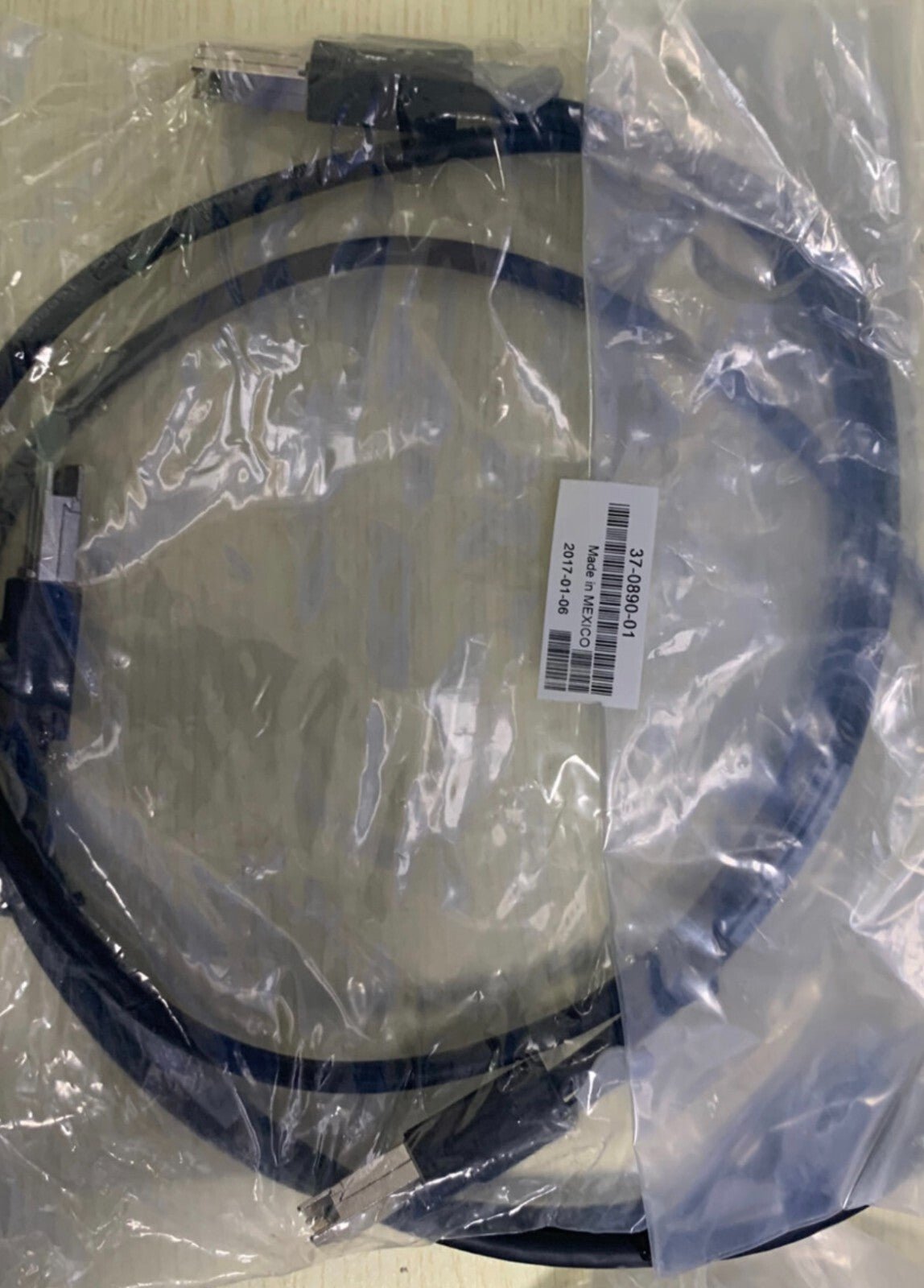 1PC Used Cisco/Leoni CAB-STK-E-1M 37-0890-01 FlexStack Stacking Cable - 图片 3