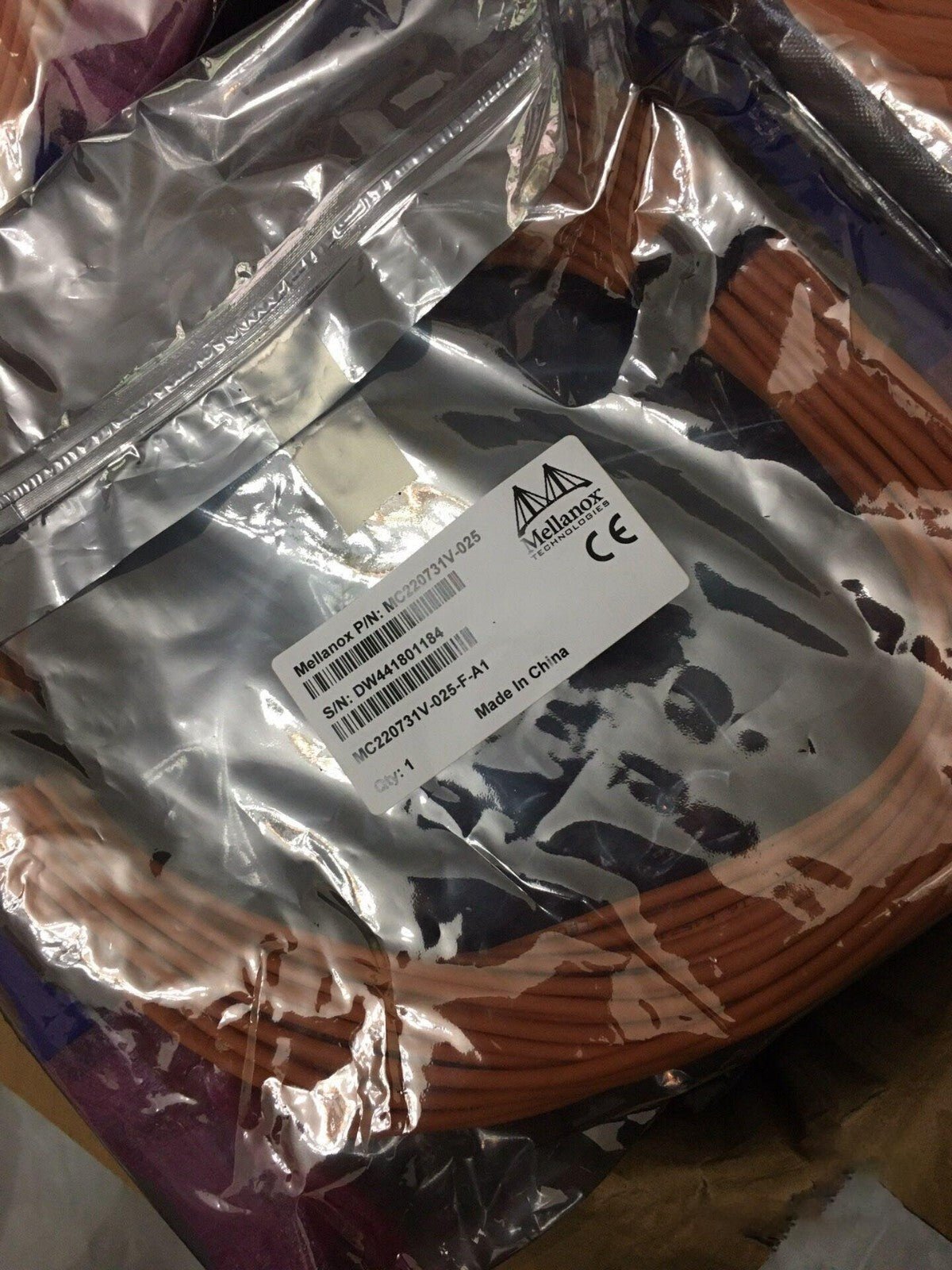 Mellanox Active Fiber Cable AOC VPI 56Gbs QSFP 25m MC220731V-025 - Image 2