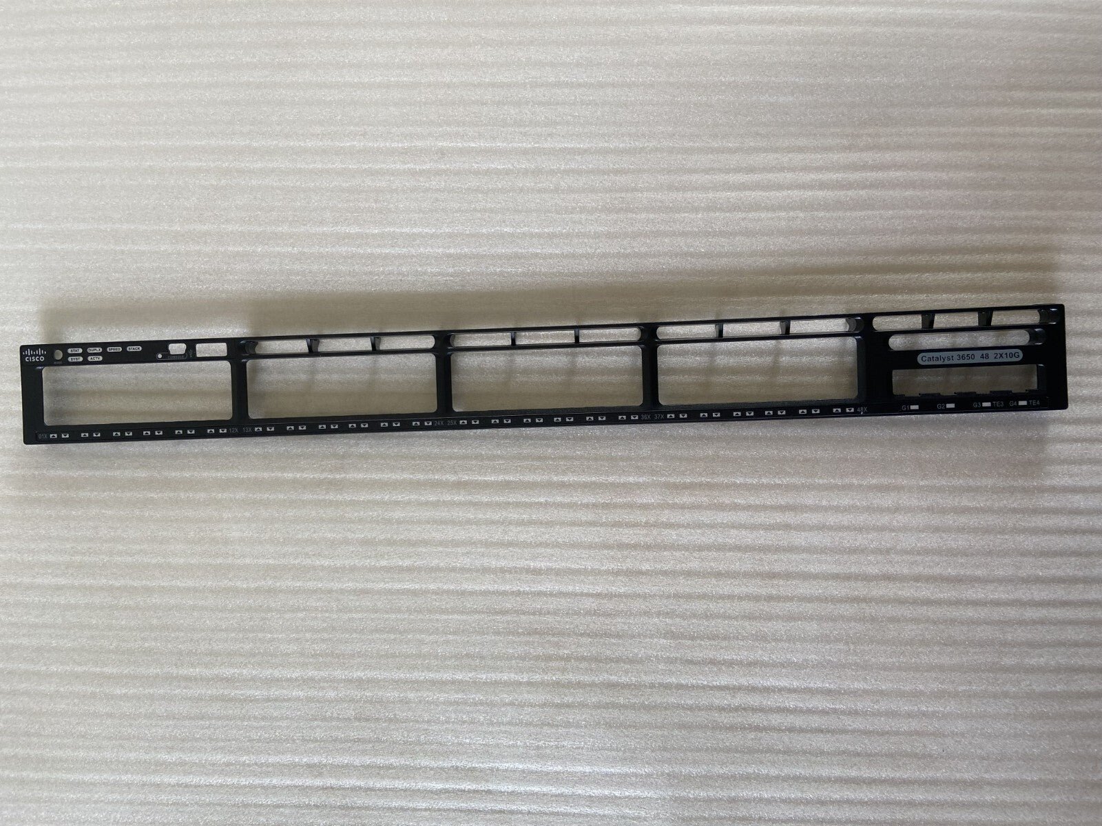 Old style Cisco WS-C3650-48TD-S or E/L 48 2x10G Faceplate for replacement
