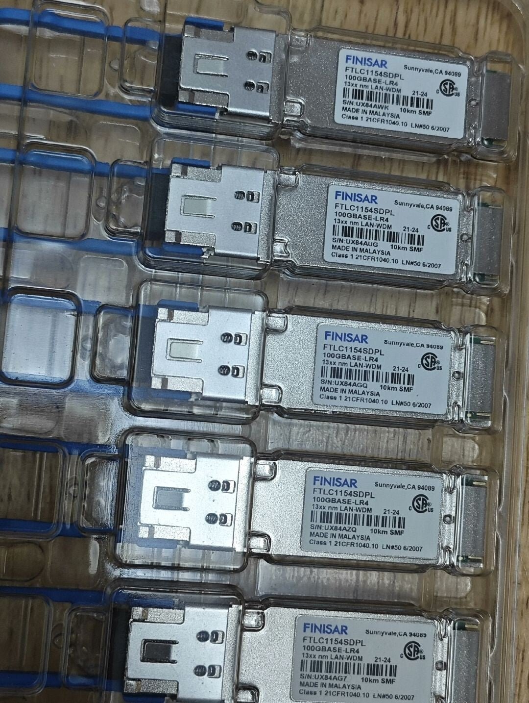1pcs FINISAR FTLC1154SDPL OTU4 100GBASE-LR4 10km LAN-WDM Transceiver Module