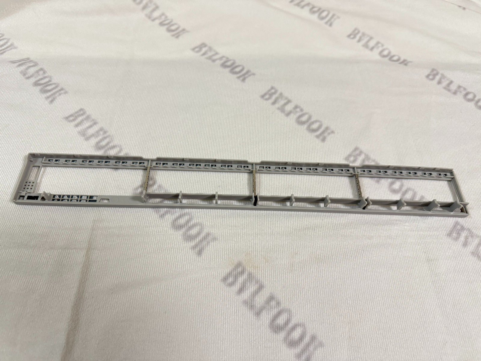 Cisco Catalyst Bezel C9300-48S-E C9300-48S-A Faceplate for Replacement *NEW - Image 5