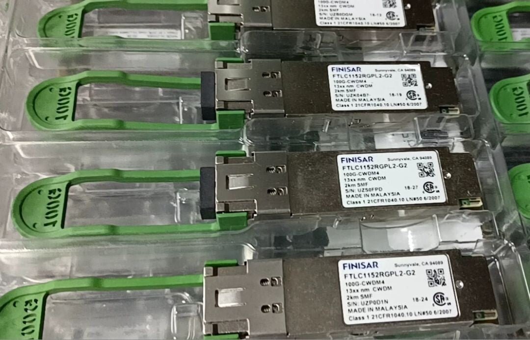 1pcs Finisar FTLC1152RGPL2-G2 QSFP28-100G-CWDM4 13xxnm 2km SMF Transceiver
