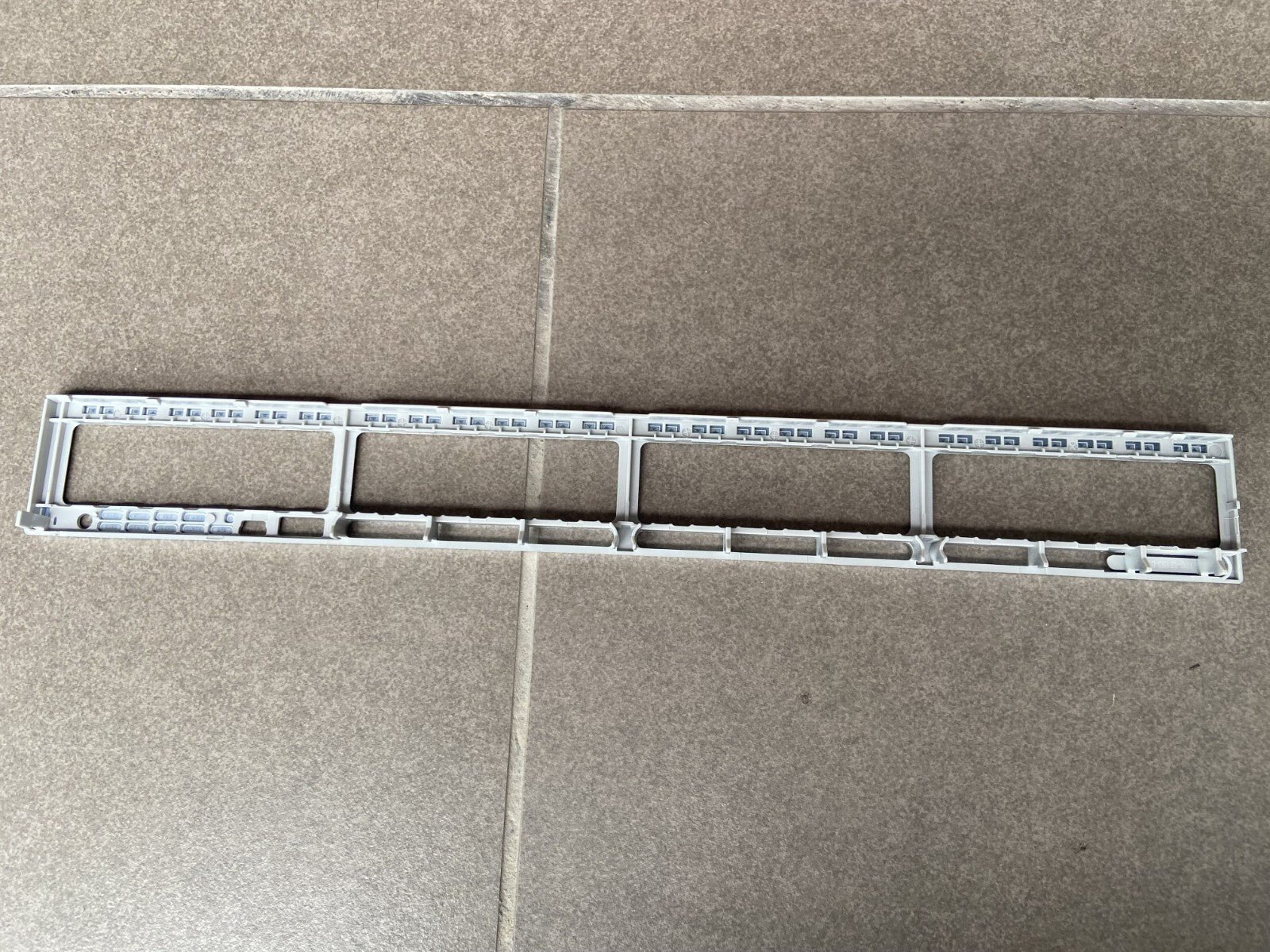 New style Cisco WS-C3850-48U-L or - S 48 UPOE faceplate for replacement - Image 2