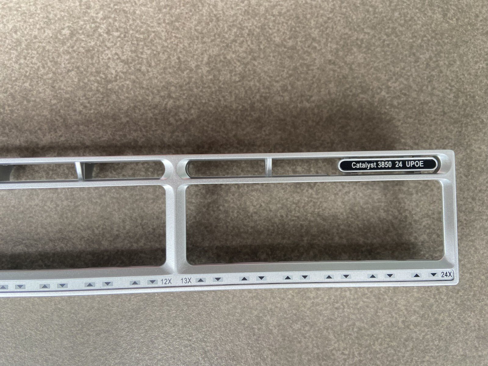 Old style Cisco WS-C3850-24U-L or - S 24 UPOE faceplate for replacement - Image 2