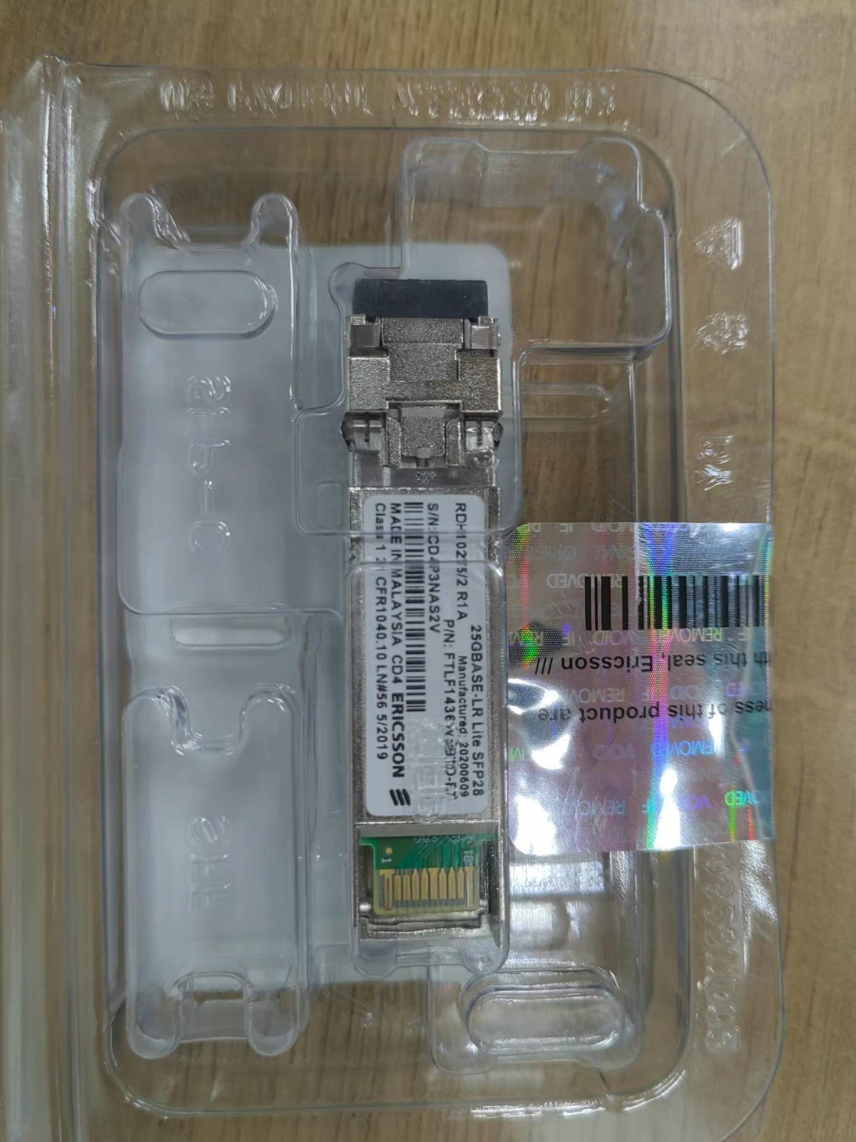 1PCS ERICSSON RDH10275/2 R1A 25GBASE-LR Lite SFP28 FTLF1436W5BTD-E7 - 图片 2