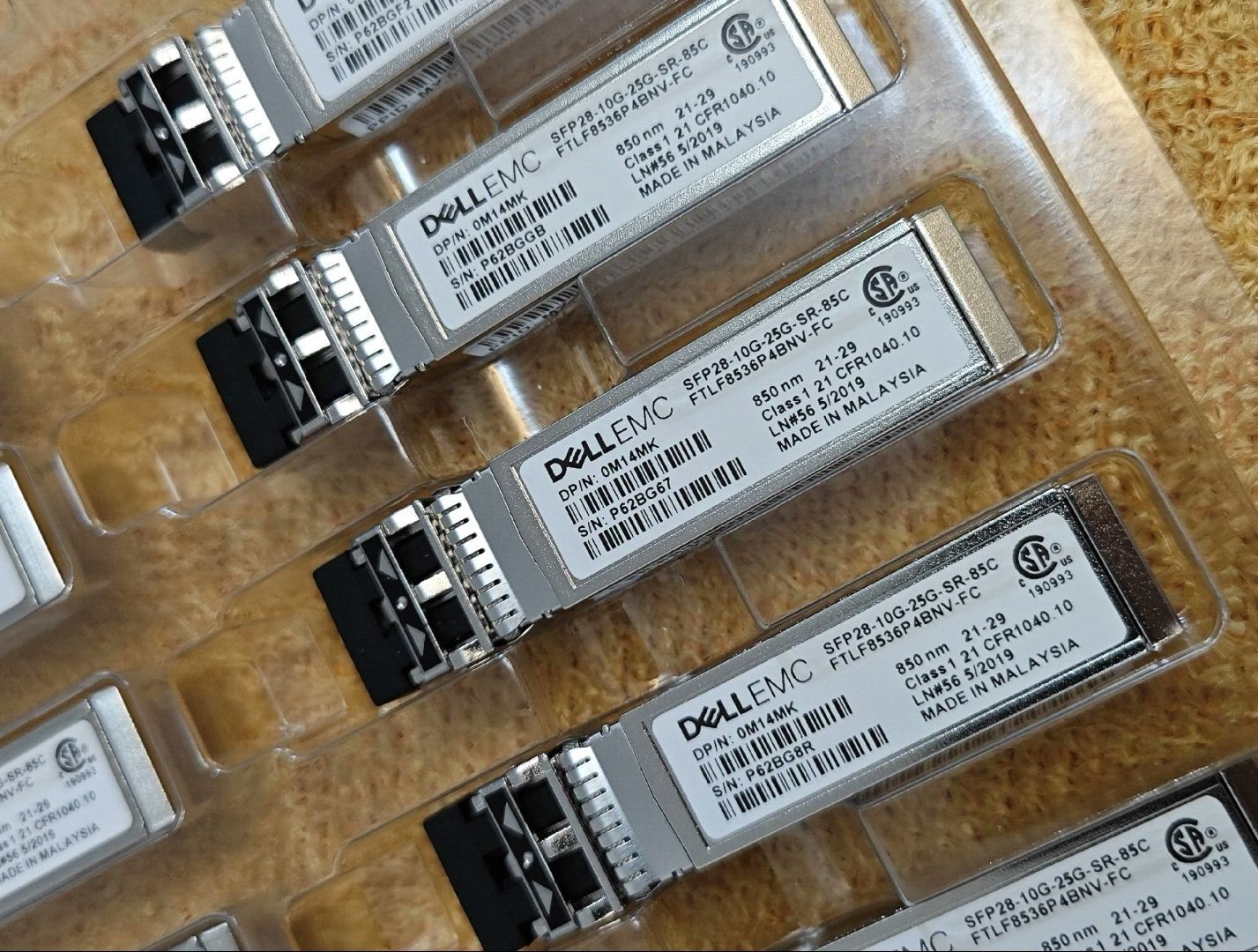 1pcs Dell EMC S28-10G-25G-SR-85C M14MK SFP+ FTLF8536P4BNV-FC 0M14MK Transceiver - Image 3