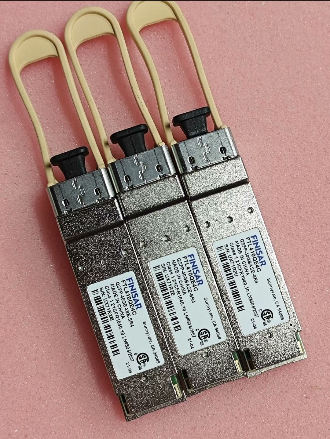 1pcs Finisar FTL410QE4C QSFP-40GBASE-SR4 40GBASE Optical Transceiver Module
