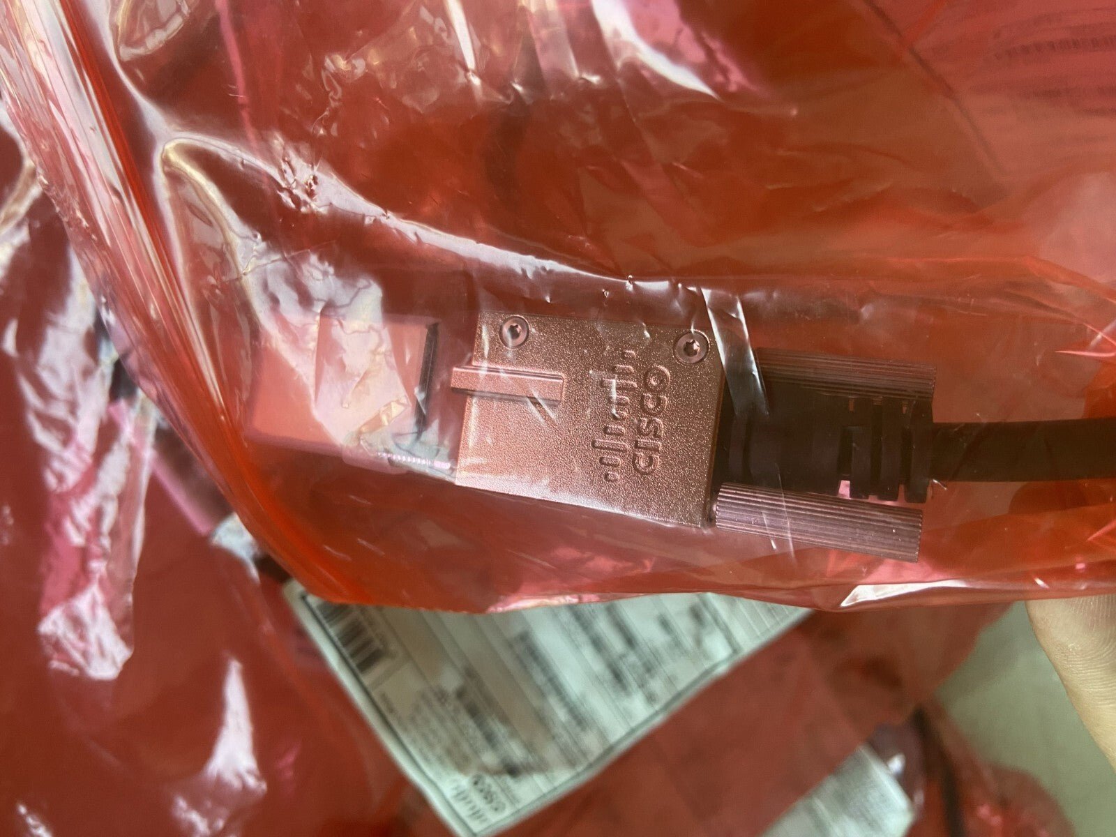 1pcs Cisco STACK-T4-1M Stacking Cable 1M FOR Catalyst 9200L Stack Module - 图片 2