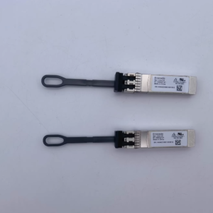 2PC XBR-000492 16Gb SWL Fibre Channel SFP+ Transceivers 57-1000487-01 - Used