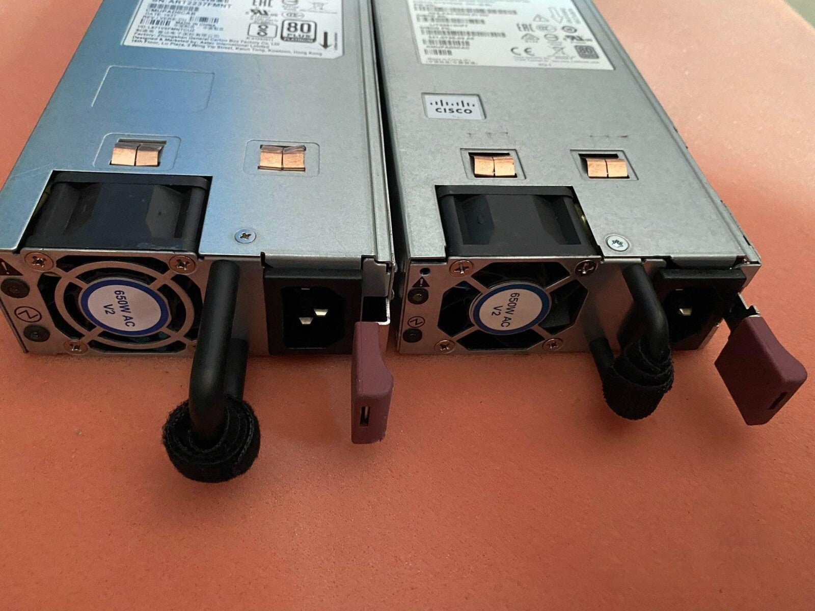 1pcs Cisco NXA-PAC-650W-PI 650W 341-0728-03 Port-Side Intake AC Power Supply - Image 2