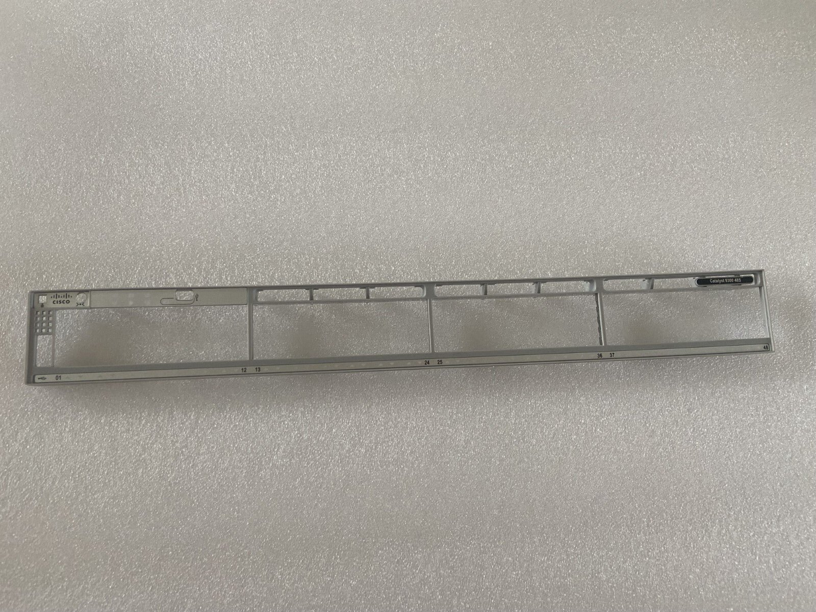 Cisco Catalyst Bezel C9300-48S-E C9300-48S-A Faceplate for Replacement *NEW