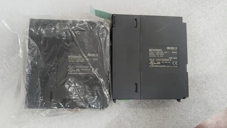 1PC QD75M4 MELSEC-Q 4-Axis Positioning Module for Mitsubishi — USED