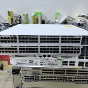 1PC C9300-48T-E/A Catalyst 48-Port Data Network Switch - Used