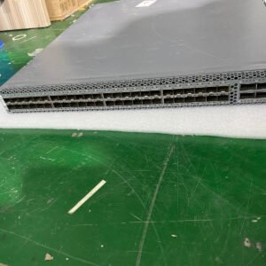 1PC QFX5100-48S-AFI 48x 10Gb SFP+ 6x QSFP 40GE Switch with Power & Rack kit - Used