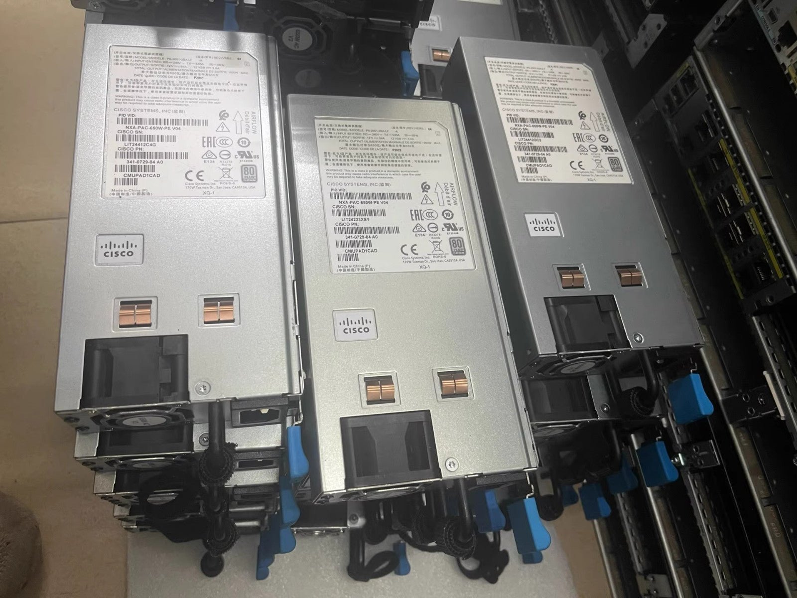 1pc Cisco NXA-PAC-650W-PE 650W AC Port-Side 341-0728-02 Power Supply - Image 4